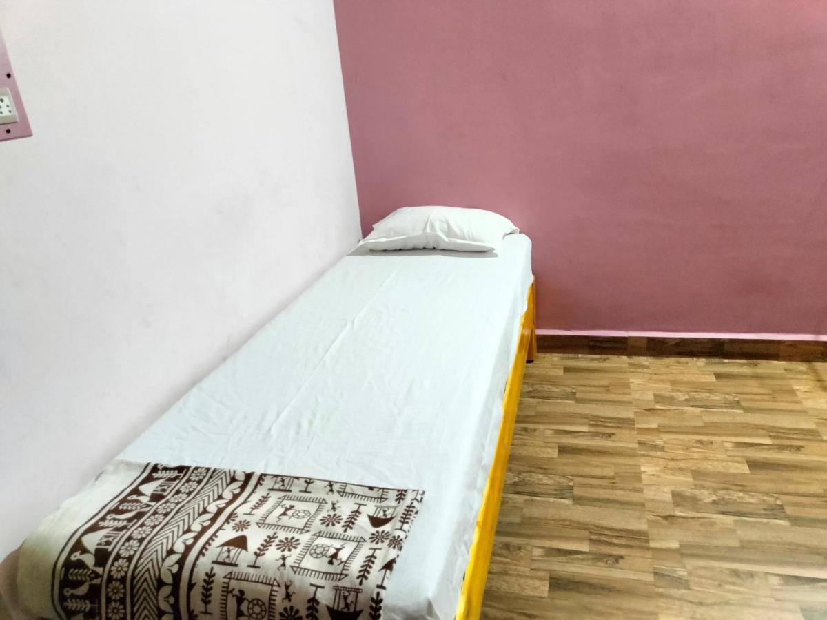Prajwal Home Stay Hampi Eksteriør billede