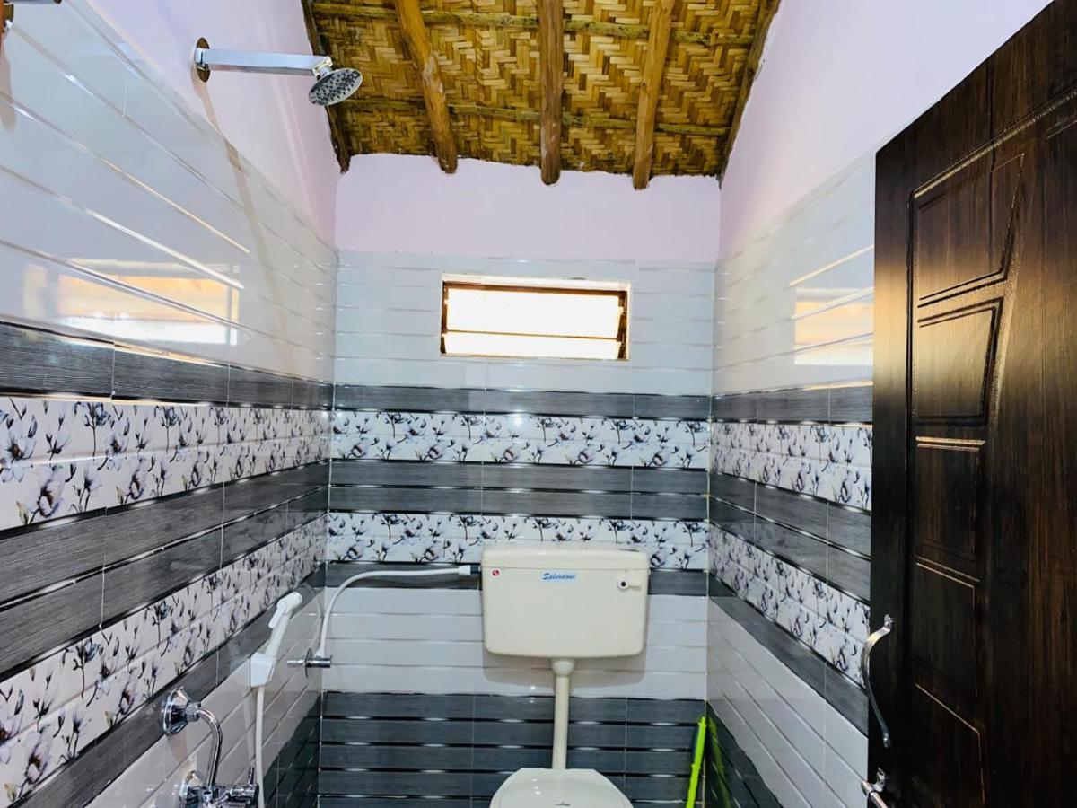 Prajwal Home Stay Hampi Værelse billede