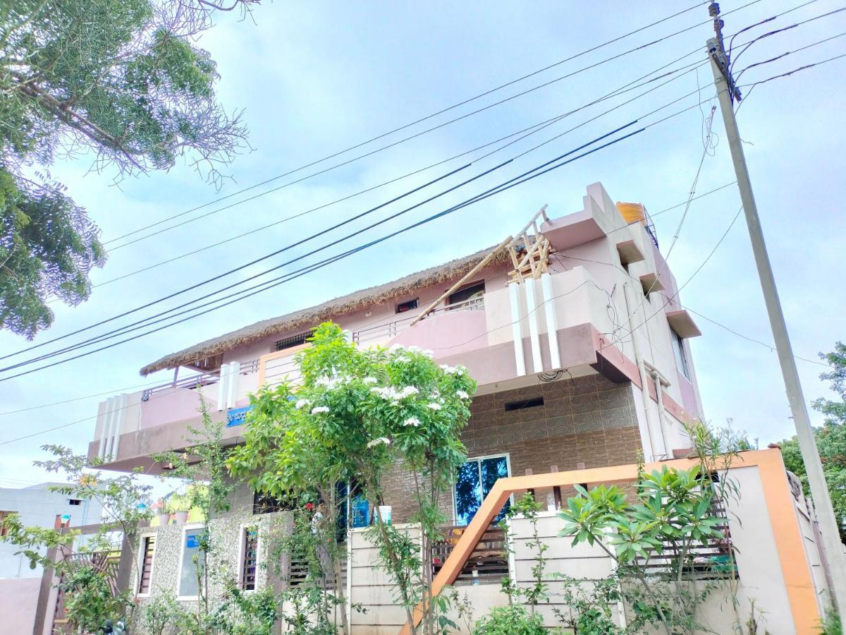 Prajwal Home Stay Hampi Eksteriør billede