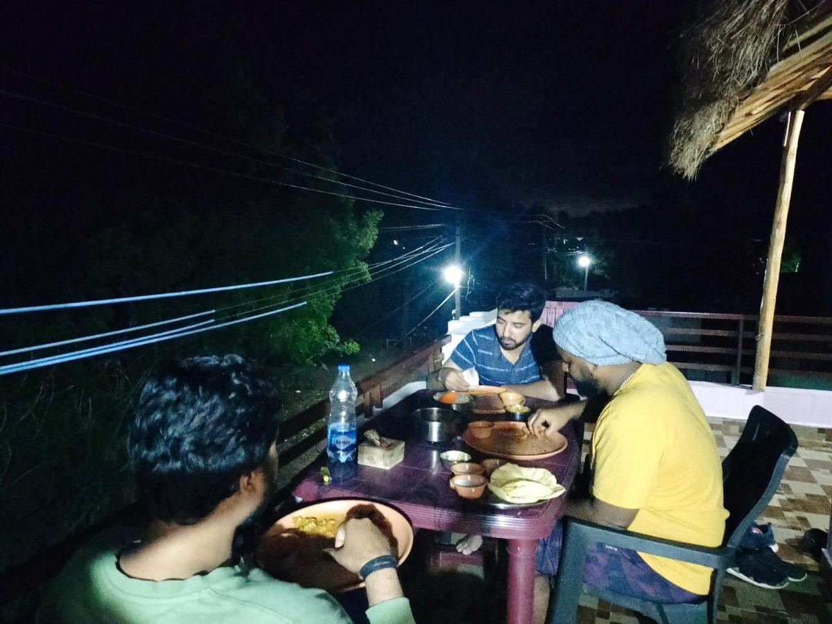 Prajwal Home Stay Hampi Eksteriør billede