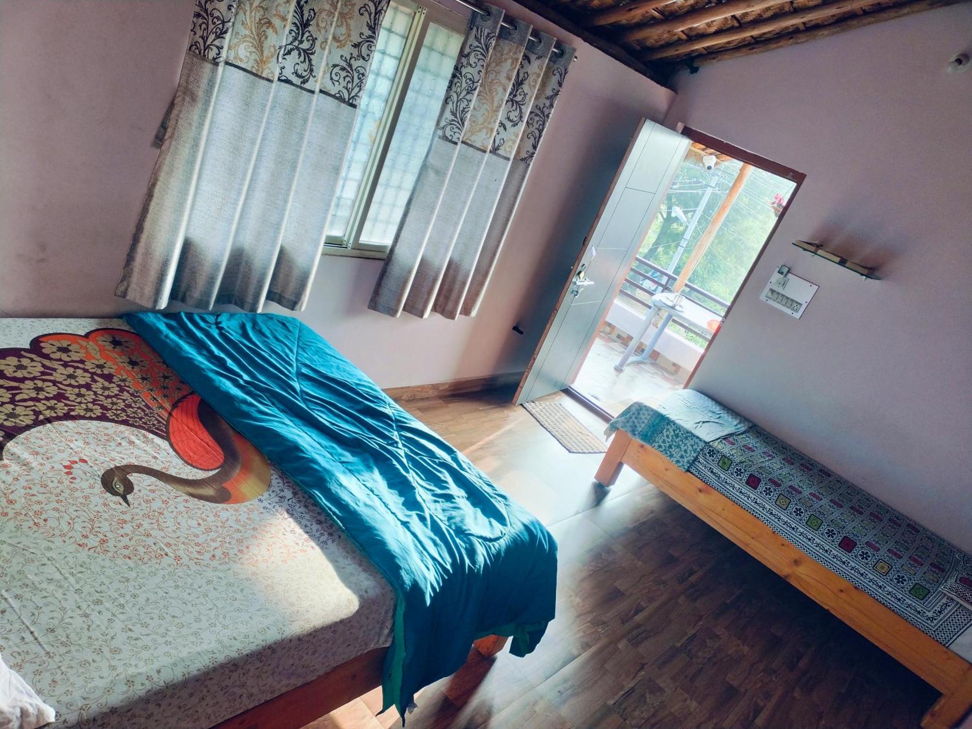 Prajwal Home Stay Hampi Eksteriør billede